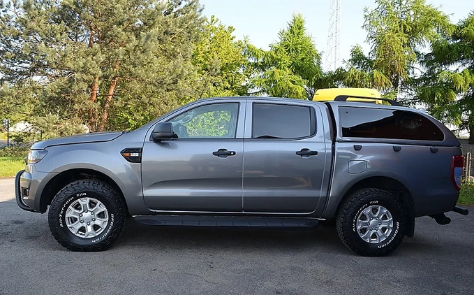 Ford Ranger cena 85000 przebieg: 132800, rok produkcji 2016 z Gąbin małe 326